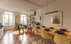 Fantastic Family Apartment In Estrela