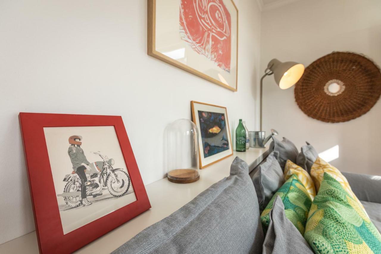 Fantastic Family Apartment In Estrela Lissabon Exterior foto