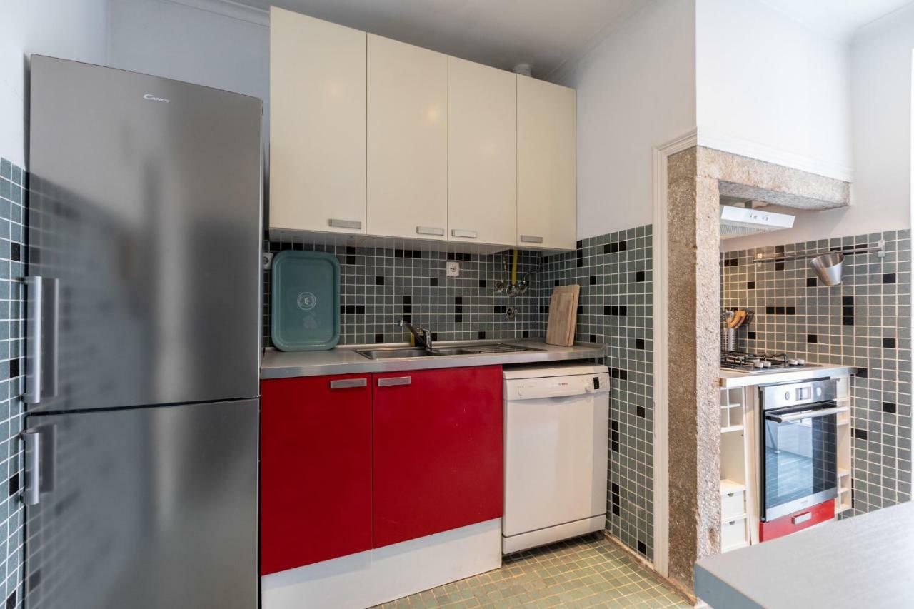 Fantastic Family Apartment In Estrela Lissabon Exterior foto