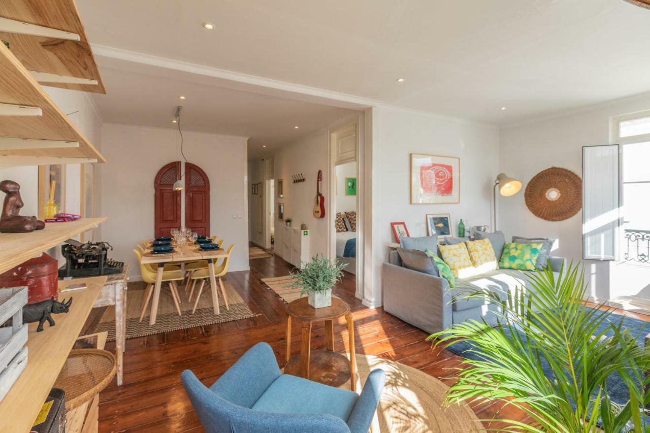 Fantastic Family Apartment In Estrela Lissabon Exterior foto